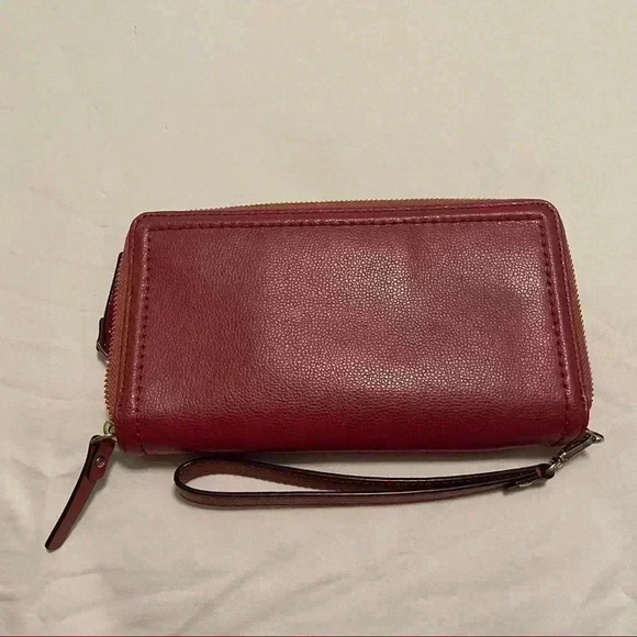 Kate Spade Wallet With Wristlet - Picture 8 of 8